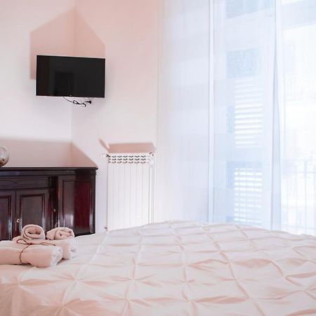 Ferienwohnung Luxury Bnb Pisacane Bari Exterior foto